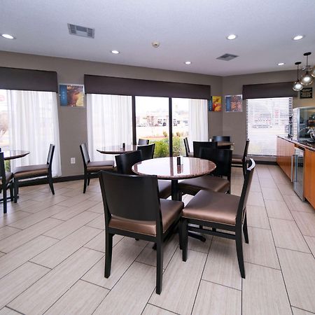 Best Western Airport Inn Pearl Exterior photo