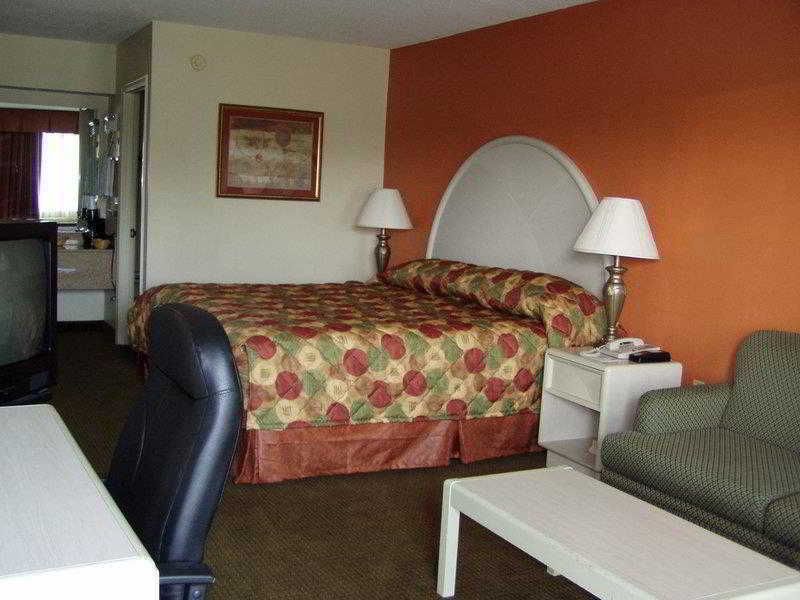 Best Western Airport Inn Pearl Exterior photo